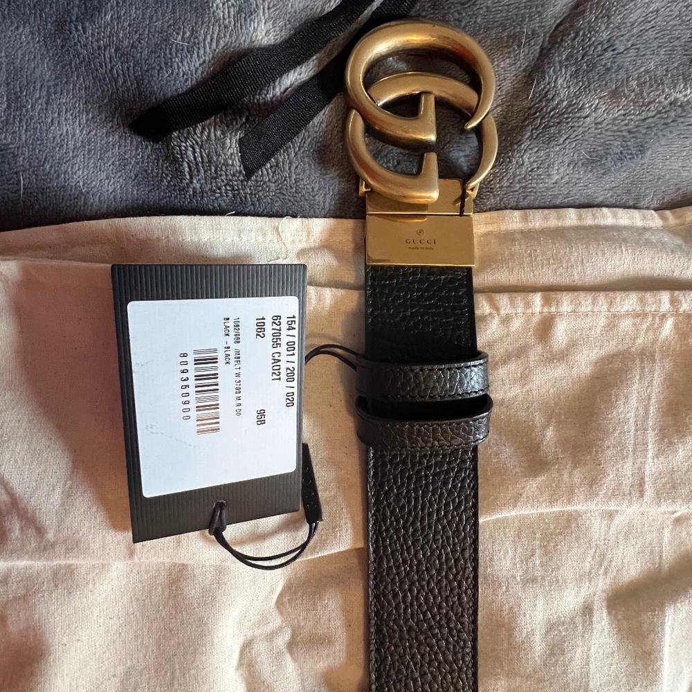 Gucci belt reversible